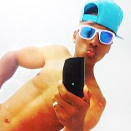 http://t.co/512tUuNdXy…    Nós matem a humildade mais sempre paramos tudo e os zé povinho que olha de longe diz . . . . . .