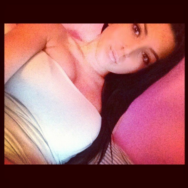 AnettSeaker's profile picture. A girl that remains loyal to you without a relationship is a girl you should marry.