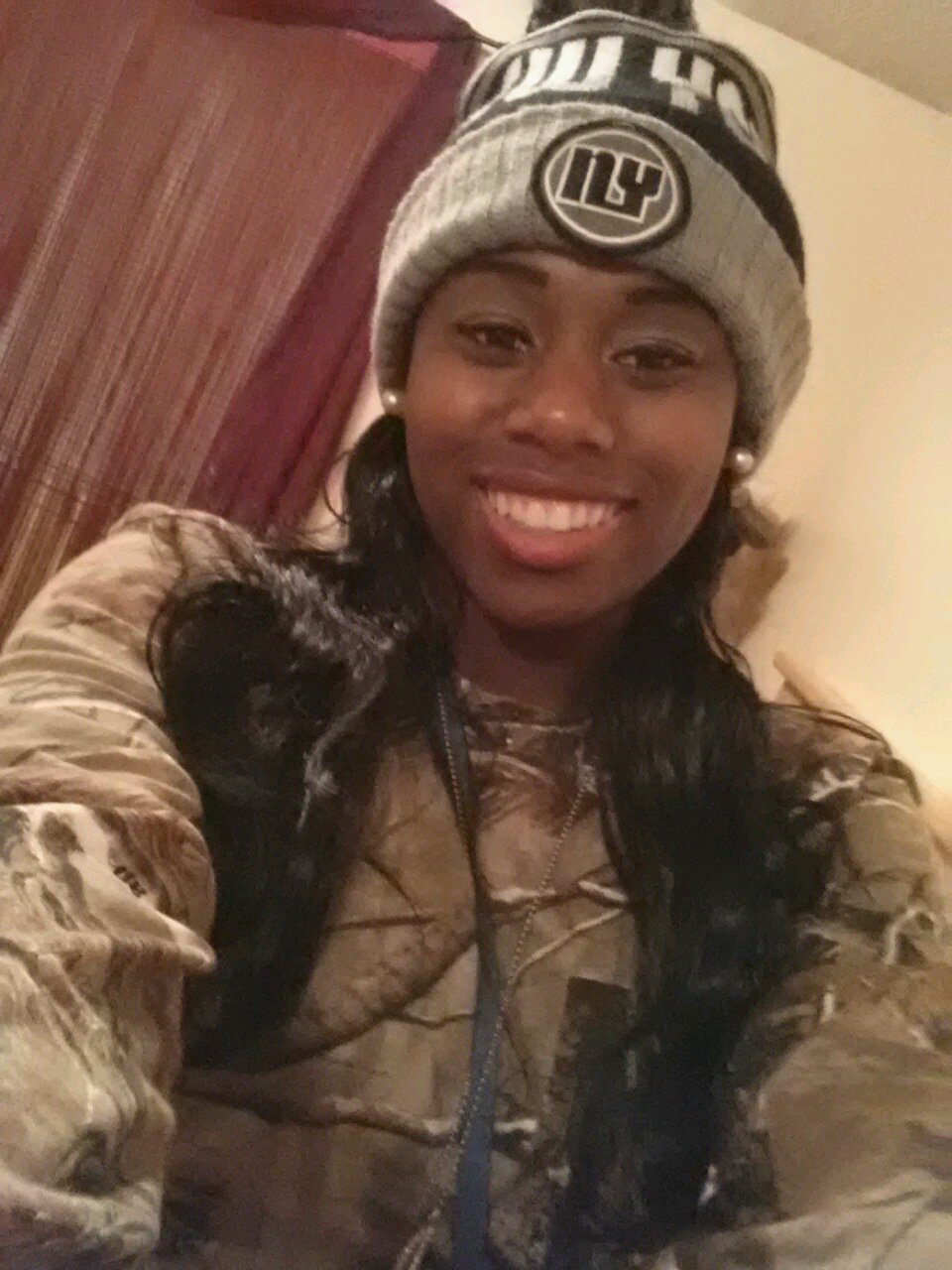 You Know Of Me But Not The Real Me. I'm Much More Than What Meets The Eye .Follow me i follow back .