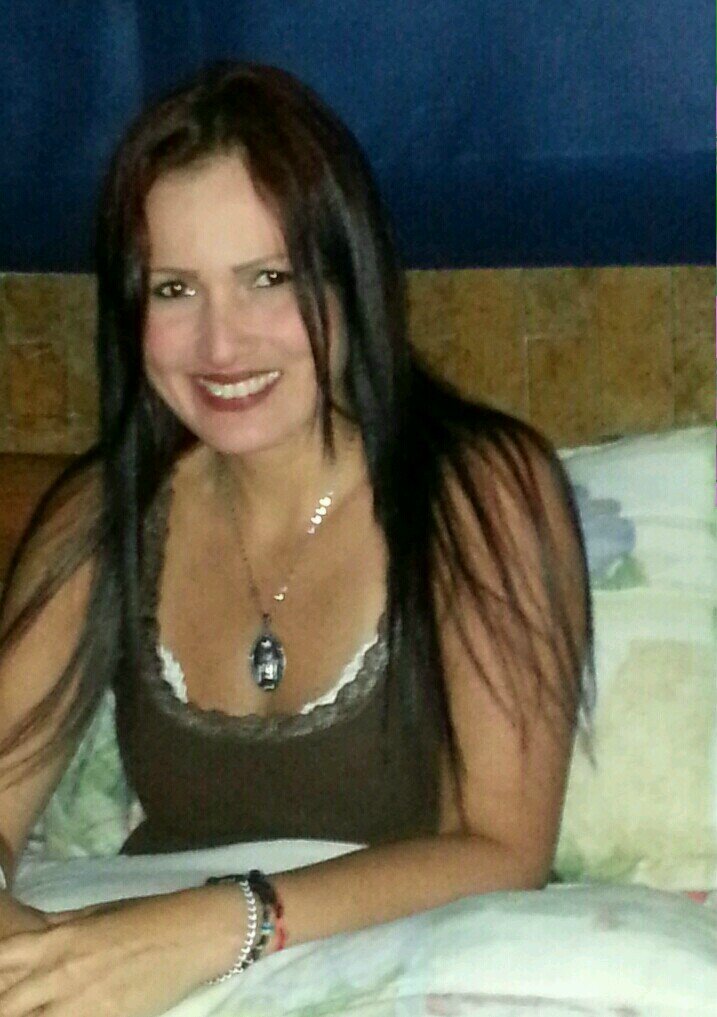 Magalyfzrz's profile picture. Emprendedora como pocas, creo firmemente que pa´ adelante es para allá....suerte lo demás.!