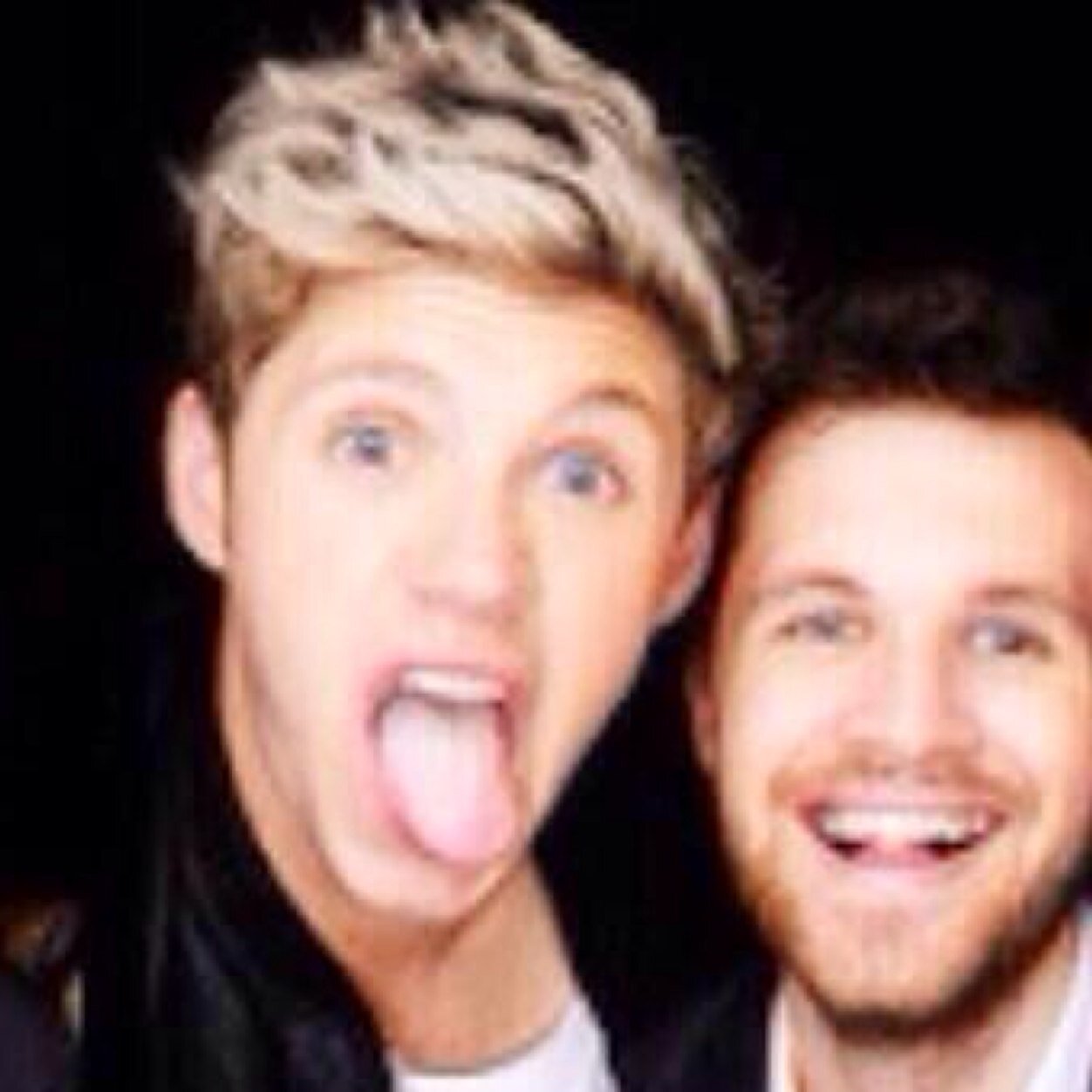 Follow @softkittyzouis please xx