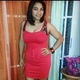 Soy una mujer trabajadora,  que trata de ver cada obstáculo como una oportunidad para aprender y  crecer.