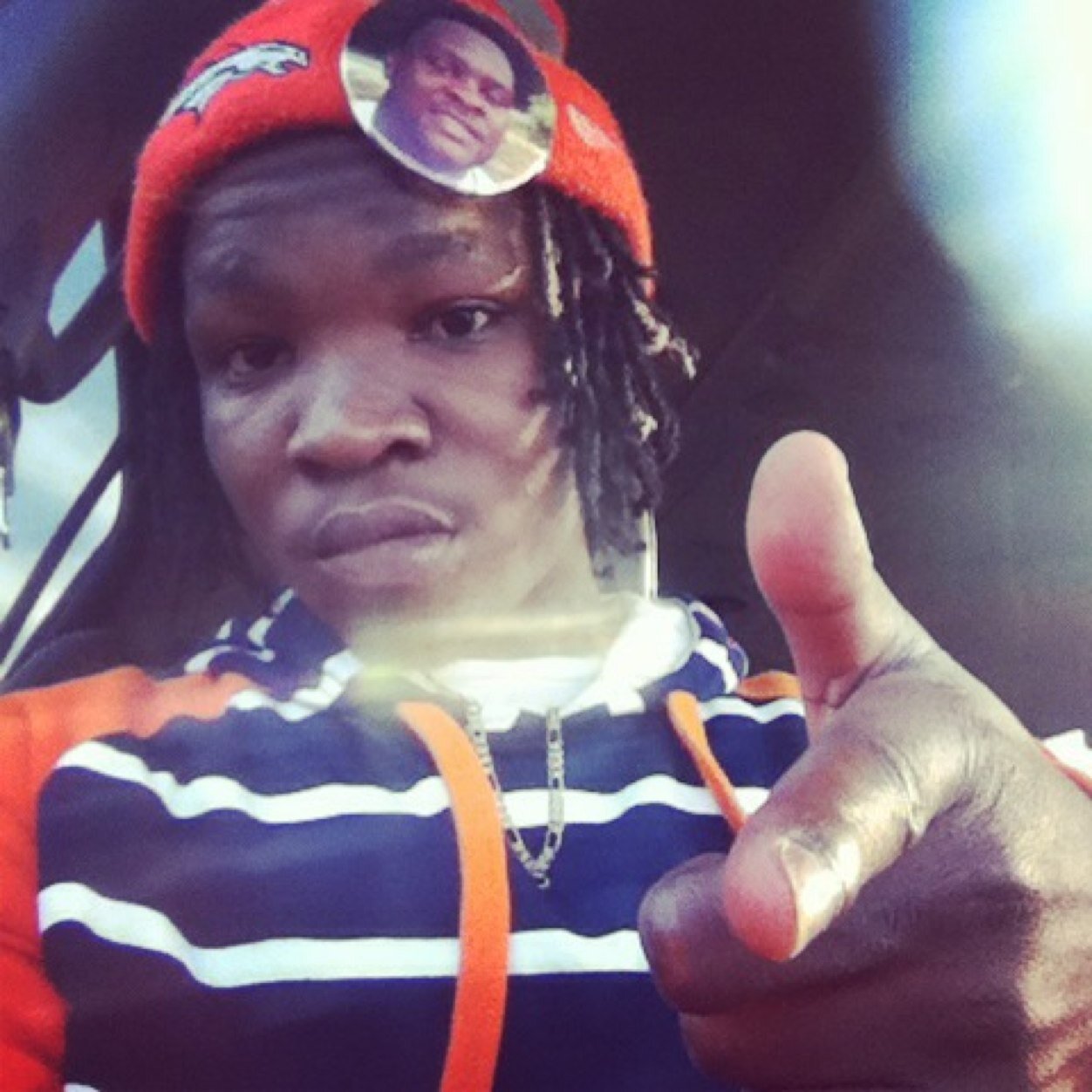 Wat yu see is wat i am..#teamFLY2IDIE #teamREDMONEY #teamnNODAYSOFF #teamMOB #teamMARYJANE #teAmMONEYGANG