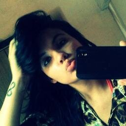 Antes de abrir sua boca, abra sua mente.