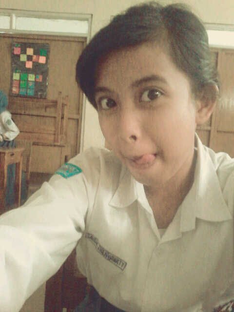 Berhenti di AldiRivaldi ♥♥♥♡♡♡  @gelzrivaldi