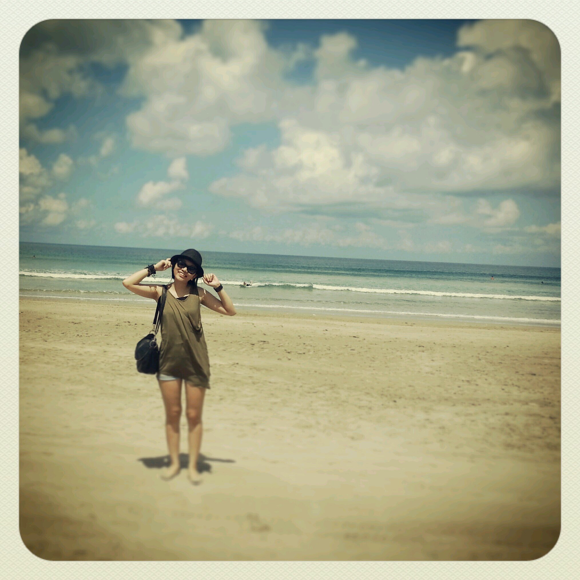 slysallysly's profile picture. Graphic & fashion designer | cooking | eating | laughing | art | music |