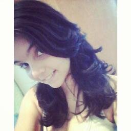 Hoje  estou feliz porque sonhei com você e amanhã posso chorar por não poder te ver.