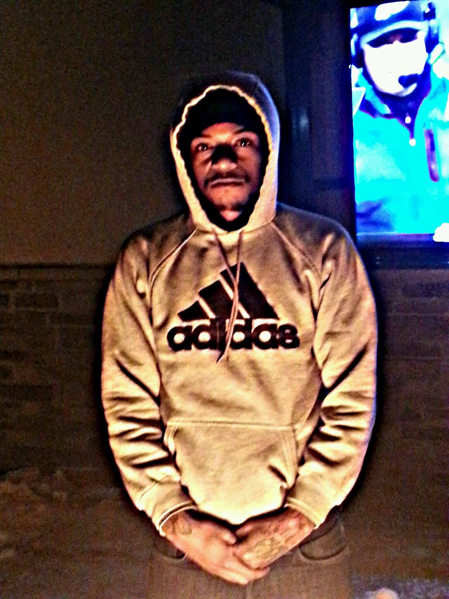 Some of my niggaz Died some Niggaz Talked to the Cops