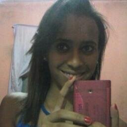 Sou uma menina sincera meiga,mais quando e pra mim falar alguma coisa na cara falo toda a verdade:)