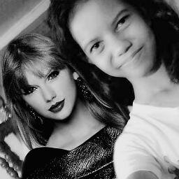 MerrySwiftmas31's profile picture. Happy. Free. Confused. Lonely. At the same time.

Add Me On Facebook https://t.co/VokvejeMUT