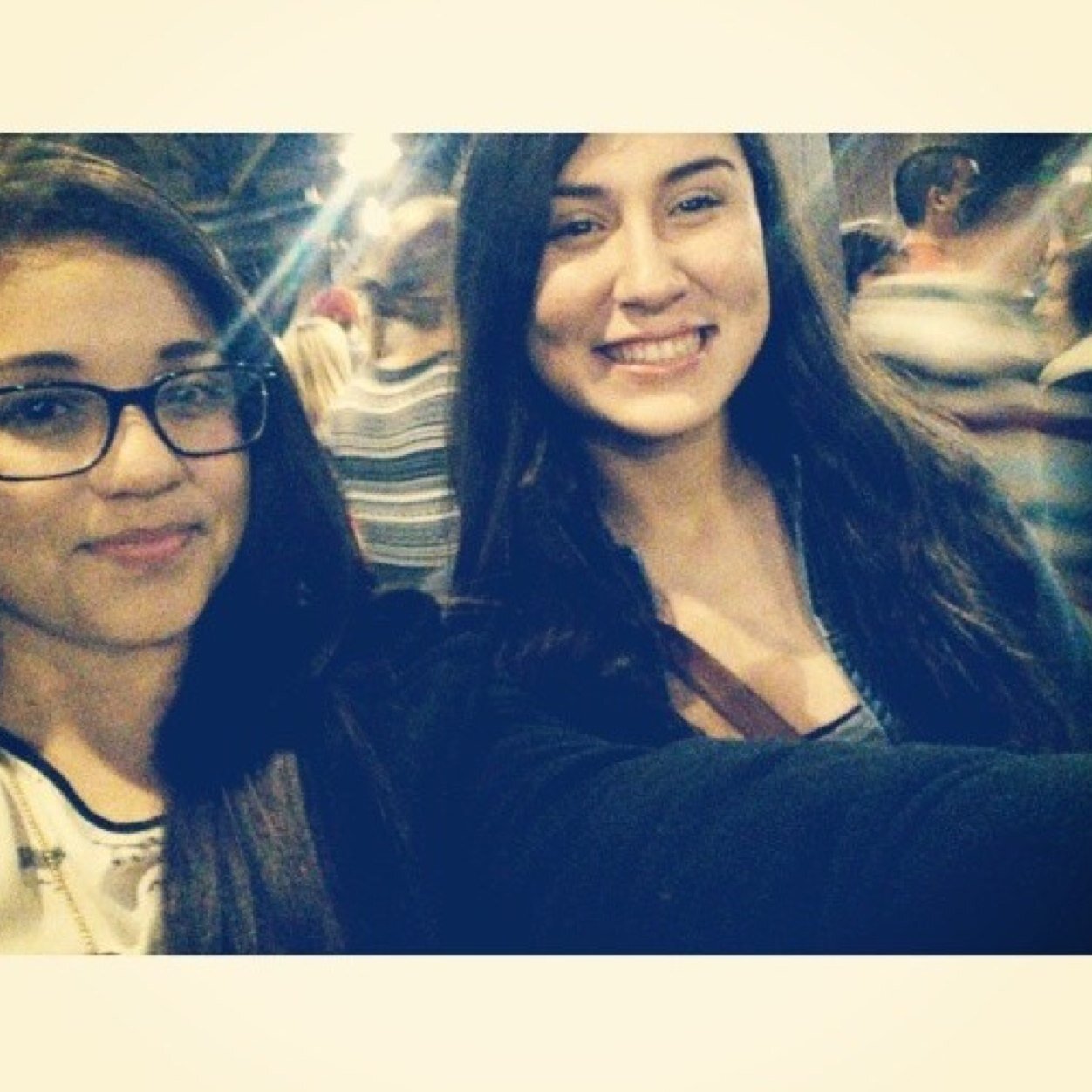 lizz_barcenas's profile picture. 