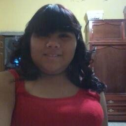 una sonrisa no significa que este feliz :*