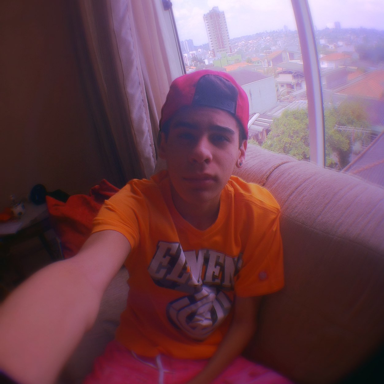 Deus faz o certo por linhas tortas ousado e alegre ✌