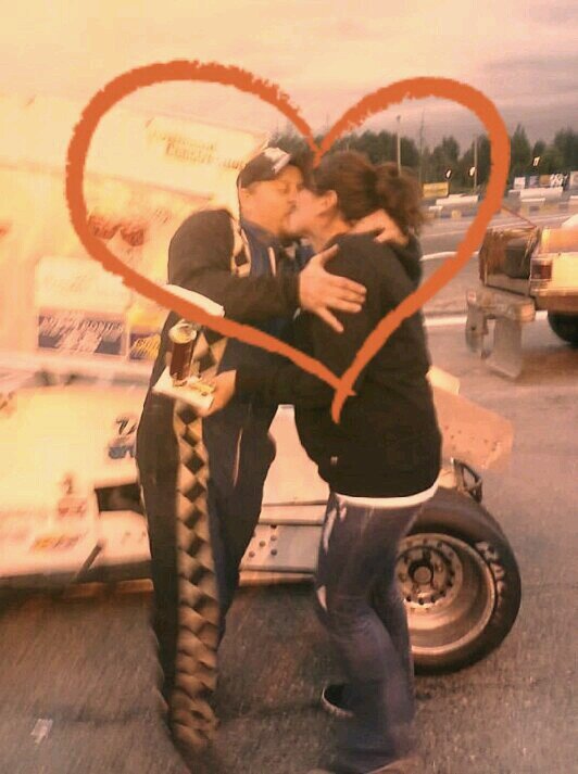 12RoseThomas12's profile picture. 