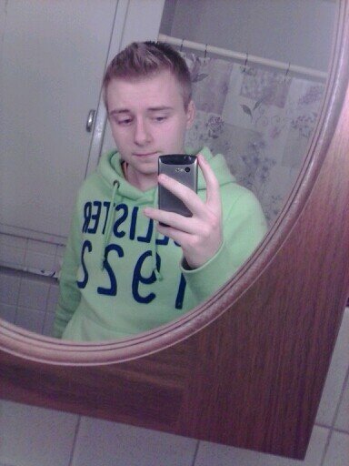 tylermatthew95's profile picture. Just a gay boy making life big.. major retweeter(: Follow me (: 18+