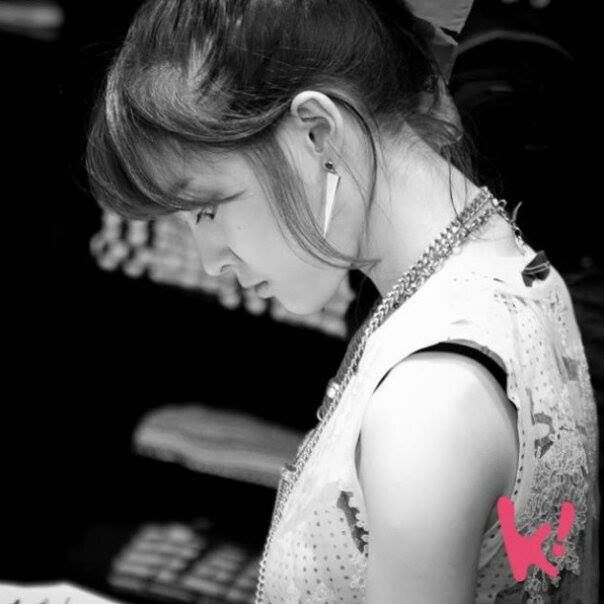 My Name is Lee Ahreum you can call me Arem/Reum/Mbreum^^  • ★SQFAVOR★ • ♥Single♥ •