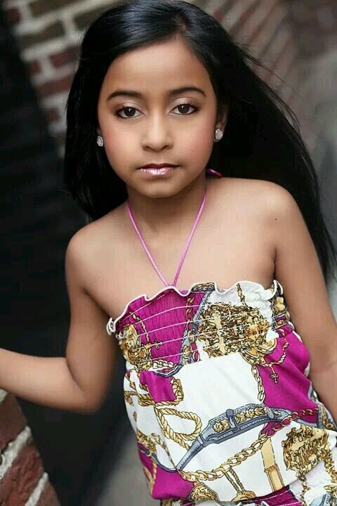 PrincessElizaS's profile picture. 