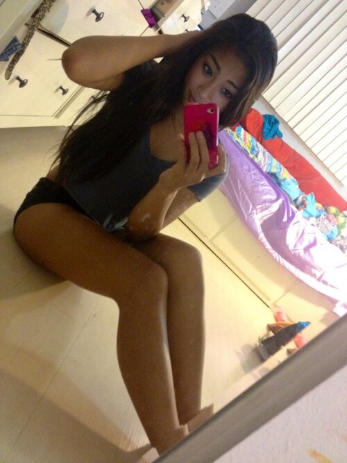 When i text you, it's cause i miss you. when i don't text you, it's cause i'm waiting for you to miss me...