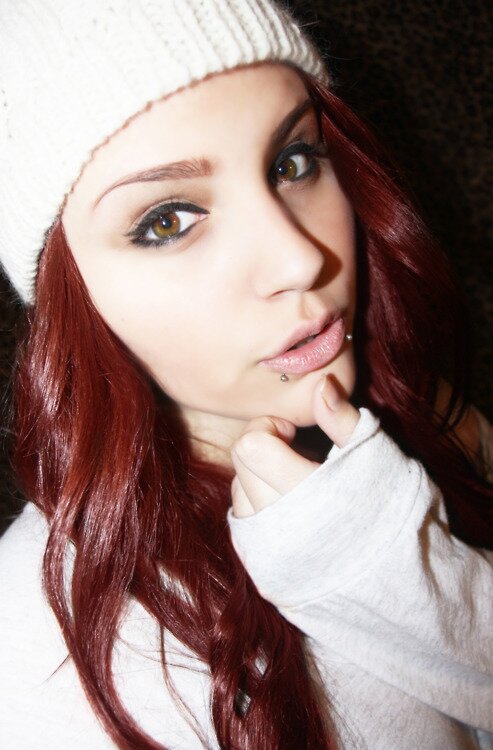 SuzannCoope's profile picture. Being called babe is just a good fucking feeling.