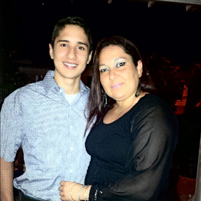 JoseJoaquinL_22's profile picture. Jugar al Fútbol , Zombis , estudiar , salir al cine y jugar Ps3...