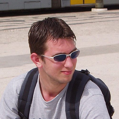 BvdVen's profile picture. SoftwareDeveloper | AlwaysListeningMusic | LikeTechThings | Dad