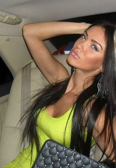 VinaSeretti's profile picture. I want you to miss me. I want you to care. I want you to text me first.