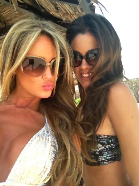 IbbieSnider's profile picture. When they hug you from behind