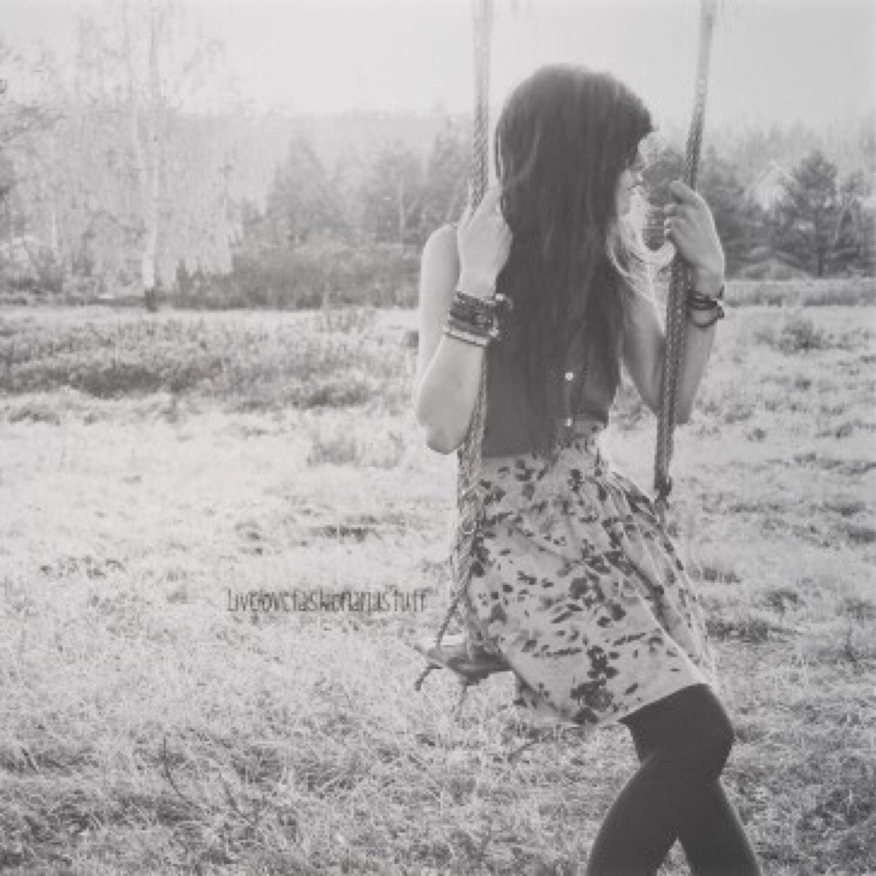 _depressteens's profile picture. the silence is slowly killing me