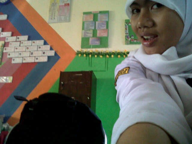 25 januari 2001 - smp 35 makassar (7.1) ,,this account just for fun :D so' tdak ad yg special