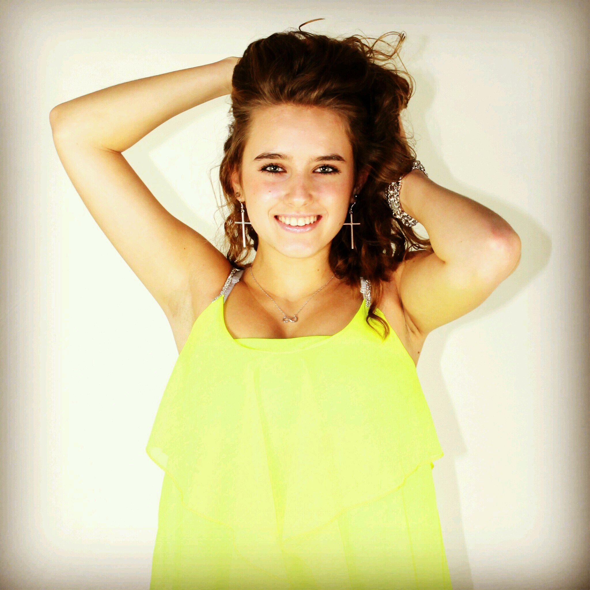 15 jaar➺ 3vwo➺ Dancing➺ Forever young✌➺    I am an artist, an athlete and a dreamer:                I AM A DANCER