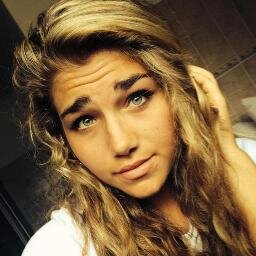 ...yoo Follow meeh .. i follow back ;D #Directioner x