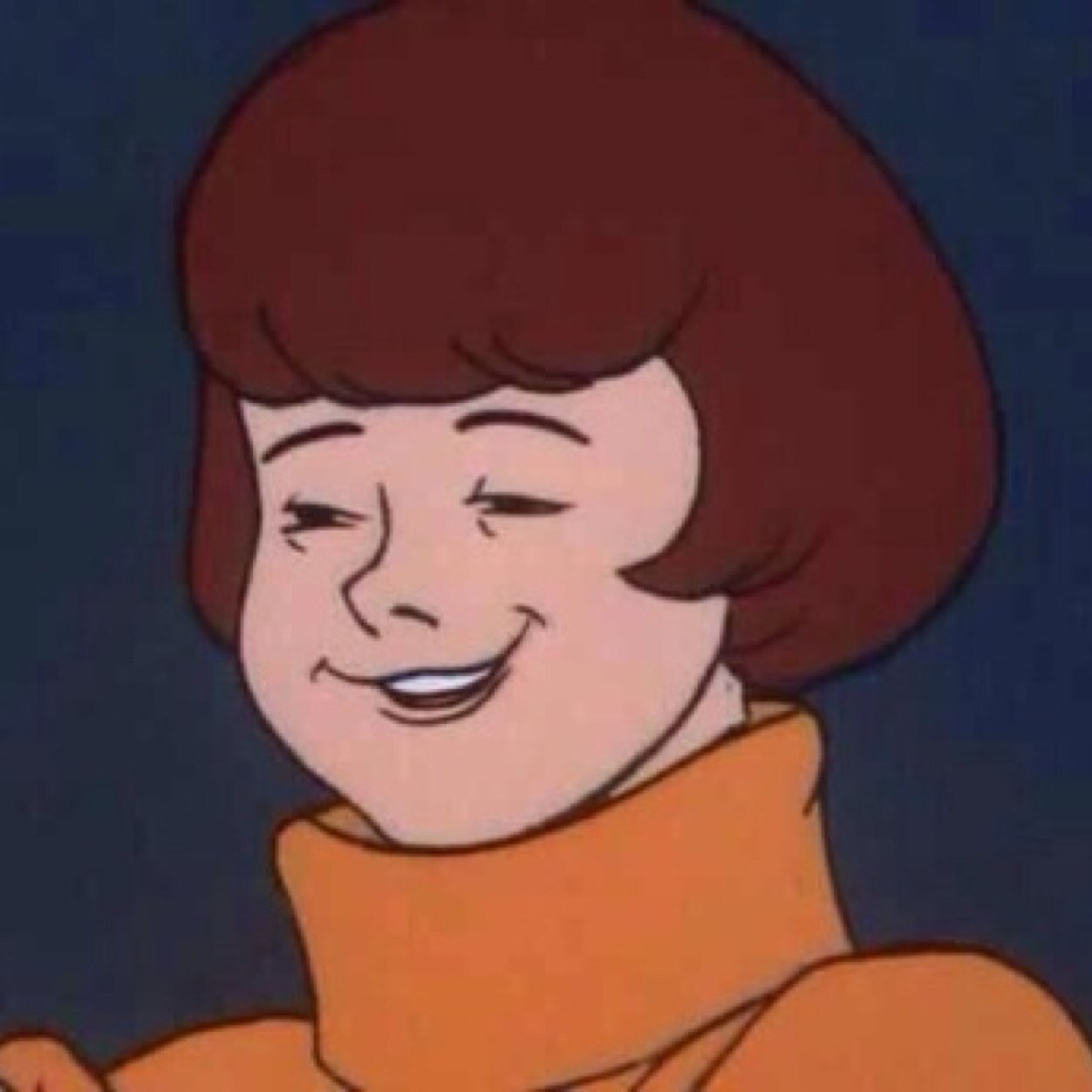 Courtney_uh's profile picture. here to correct your grammar & listen to music. #OPM