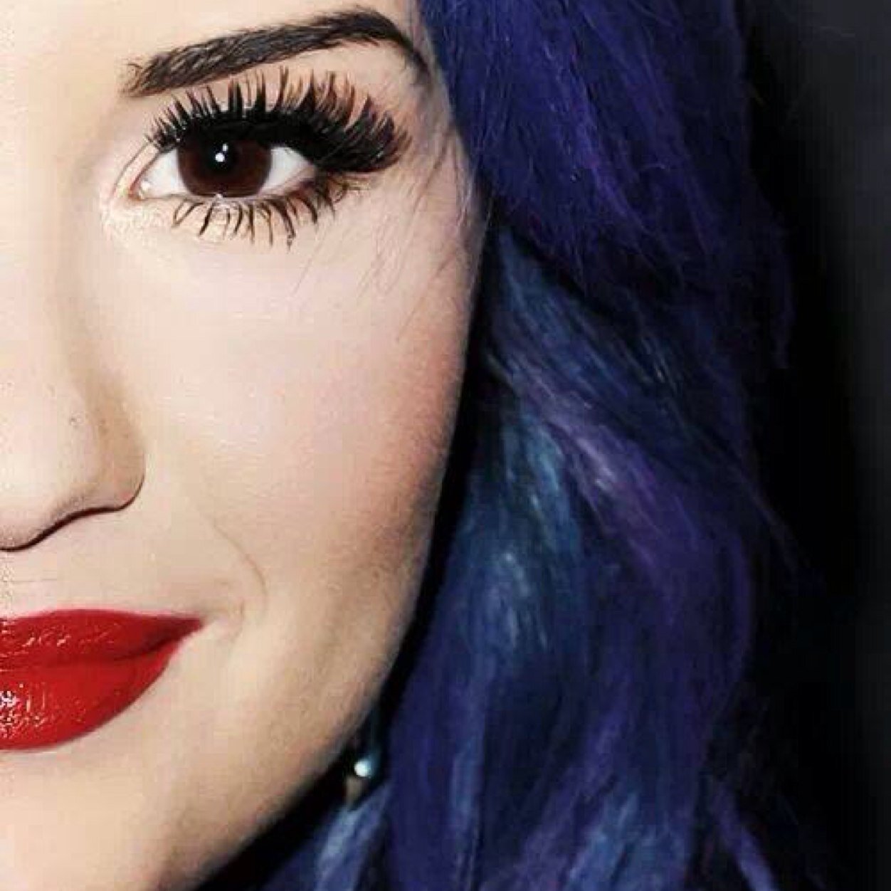 The account has a page --- https://t.co/jkTgHjB05a You like me in so many We love Demi