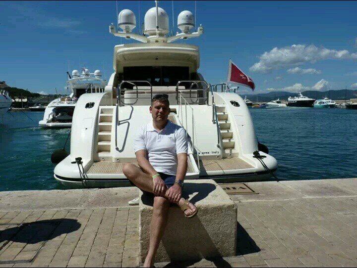 dirkvandervrugt's profile picture. Werkzaam bij Huyskamp's fijnhouthandel Zwolle