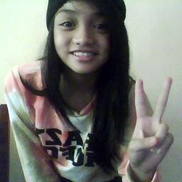 DIRECTIONER :) CRAZY MOFOS :)  UPTOWN GIRL:) 2nd account :))