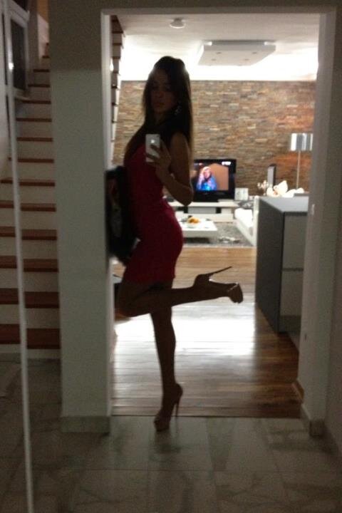 OdessaSarson's profile picture. I might not text you first, but that doesn't mean im not dying to talk to you.