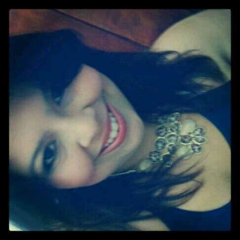 Por fora a menina que muitos julgam...Por dentro a mulher que poucos conhecem!!! Whats : 996509128 add ai (: