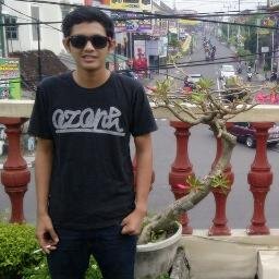mitivasi dalam diri harus d wujudkan jgn hanya mimpi tapi lakukan dgn penuh sungguh tanpa mengeluh..