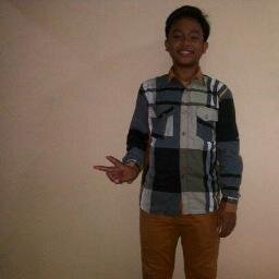 Rzky_Alv's profile picture. 