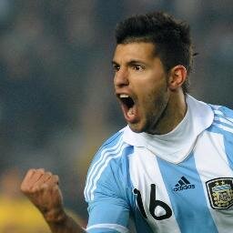 Sergio Leonel Agüero. Sígueme en @amandita_dtfc