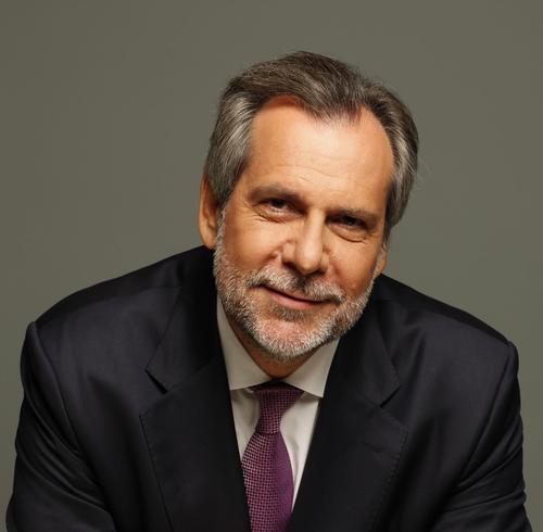 Ch_Papoutsis's profile picture. 