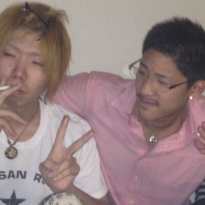 サーティーン A Twitter まじで誰かおれのアルマーニのメガネとフチなしメガネ交換してください おれのやつ 少し色入ってて 度は入ってないです Rtよろしくお願いします Http T Co Iskdstta7j サーティーン A Twitter まじで誰かおれのアルマーニのメガネとフチなしメガネ交換してください おれのやつ 少し色入ってて 度は入ってないです Rtよろしくお願いします Http T Co Iskdstta7j