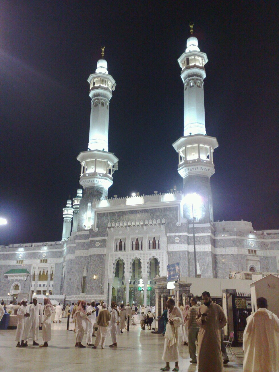 ليكن همي و همك ان يرضى الله عنا.....

افتخر بوطني