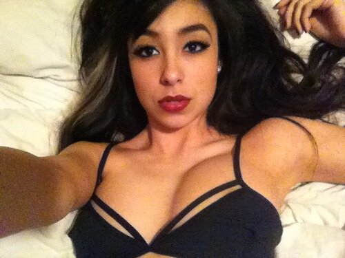 AuroraCabezon's profile picture. Reminder to self: Overthinking is not going to make anything better.