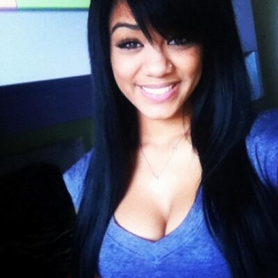 MelaWraton's profile picture. I'm a simple person who hides a thousand feelings behind the happiest smile.