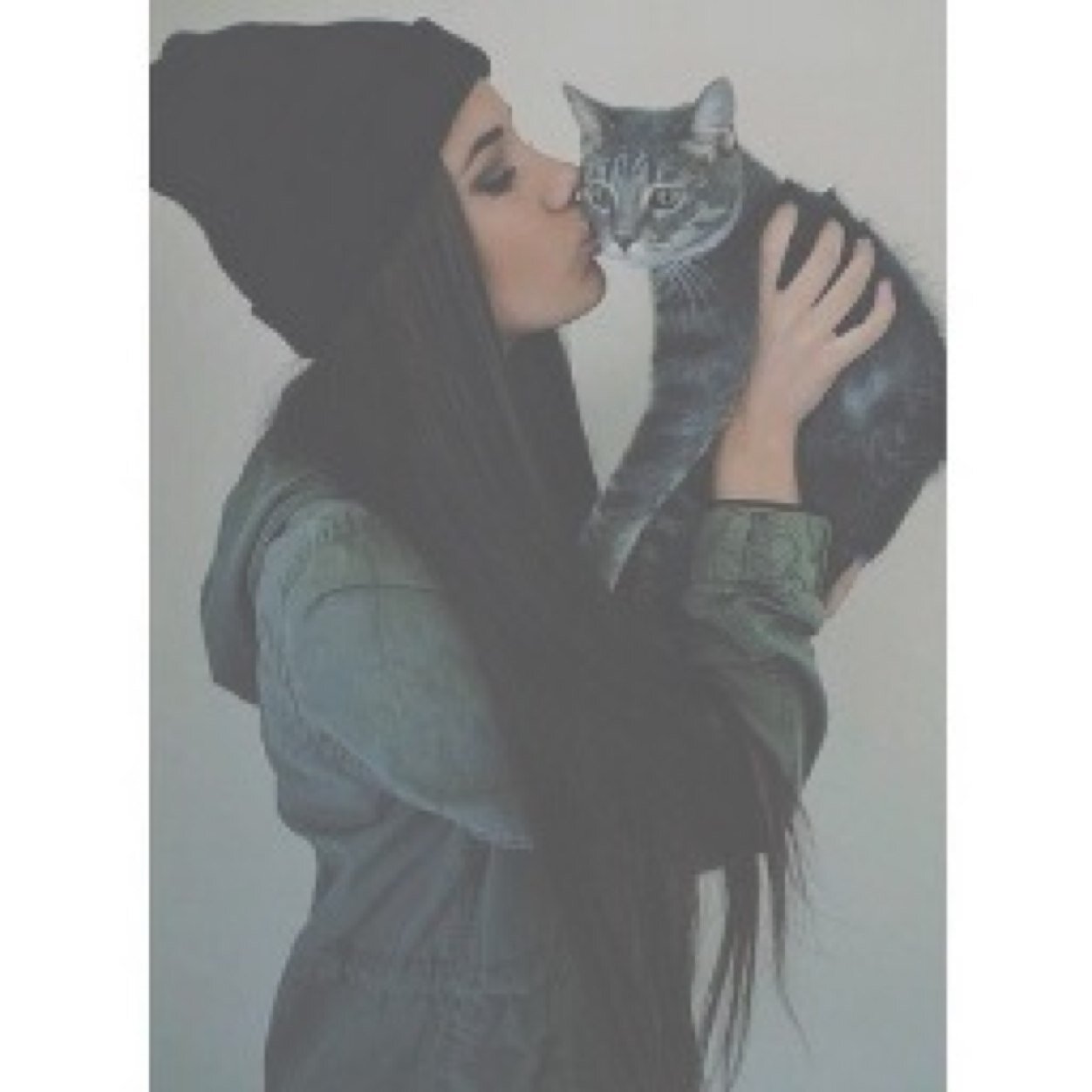 Hi, can you follow @janoscars please, ilysm