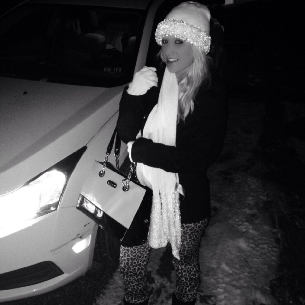 Bllondbombshell's profile picture. __ I keep it movin, got no time for games