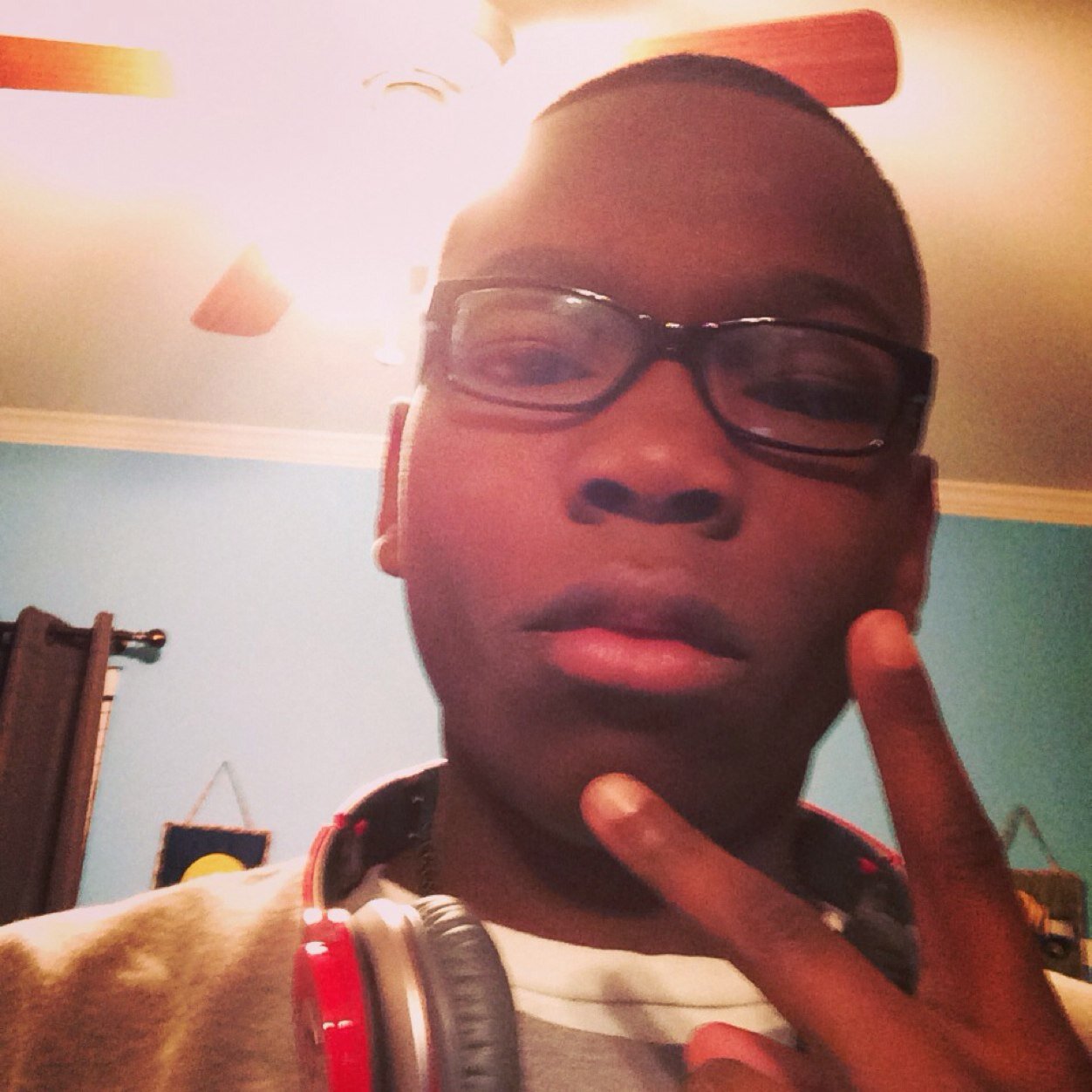 If u follow me i will follow u and i'll tell my followers to follow u