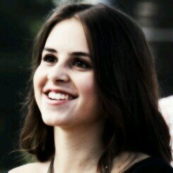 Pagina italiana ufficiale di Carly Rose Sonenclar.
