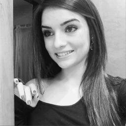 AngiDiCapprio's profile picture. Quero viver essa vida sem medo, sem reservas, apenas vivê-la. Ser feliz ao tentar. Que os momentos sejam eternos enquanto durar.